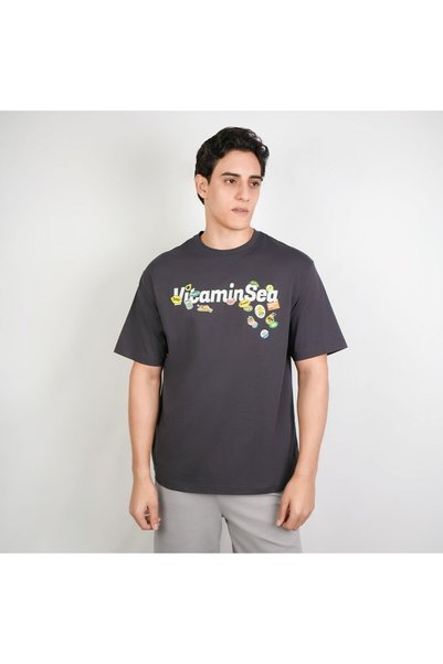Giordano تي شيرت رجالي مطبوع عليه Endless Lazy Days Relaxed Print