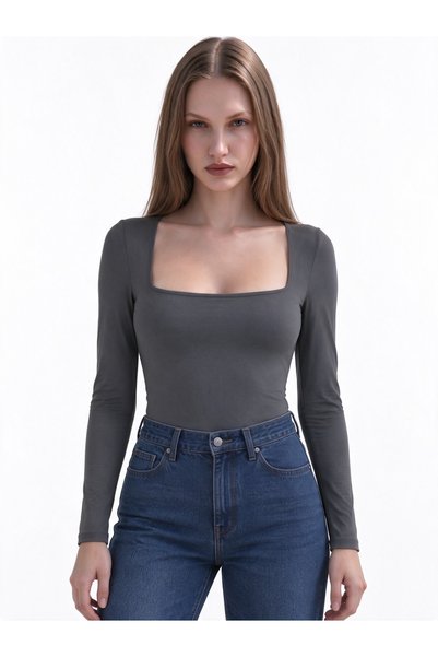 MDL Kare Yaka Çıtçıtlı Bluz 17004
