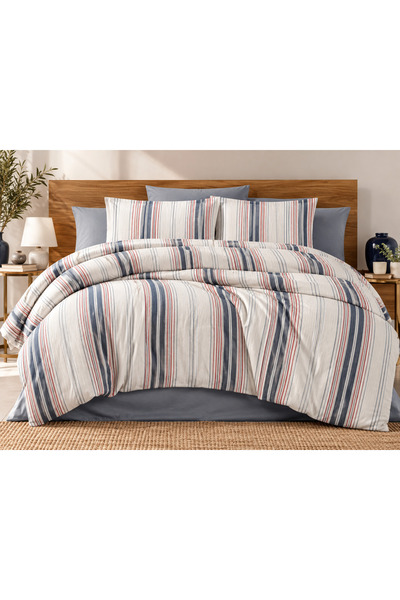 Çift Kişilik Çizgili Nevresim Takımı 4 Parça Çarşaflı 200x220 cm %80 Pamuk %20 Polyester Attuda
