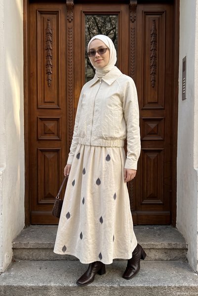 Lale Butik Short-Sleeved Lining Jacket and Skirt Three-Piece Set 14398 Beige