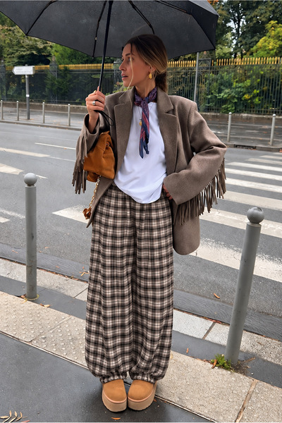 Butik Women's Beige Plaid Patterned Loose Cut Elastic Cuffed Trousers Nns026