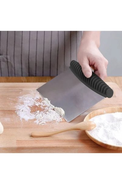 Generic Brand Cuțit din Oțel Inoxidabil pentru Aluat 10,5x12 cm pentru Porționare /1216131