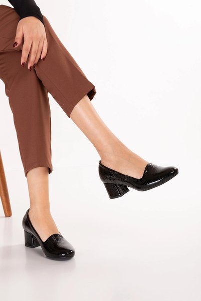 Gondol Genuine Leather Short-Heeled Round Toe Shoes vdt.251 Black Honeycomb