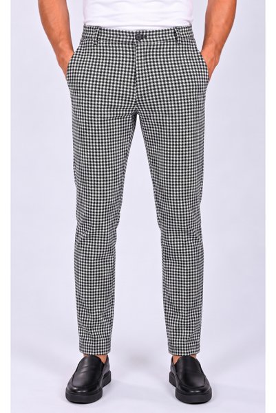m matbah Men's Black and White Large-Checked Chef, Waiter, and Cook Pants wit...