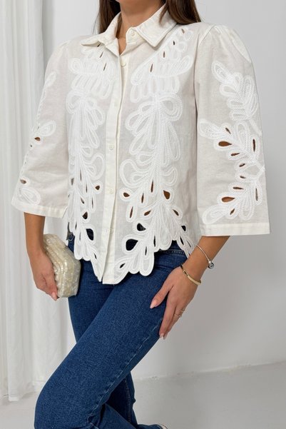 NEW JOURNAL Women's Ecru Guipure Lace Blouse QS6080