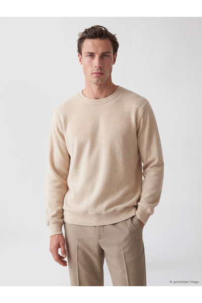 LC Waikiki Trendy Picks from Kübra Butik: Men’s Sweatshirt with a Crew Neck a...