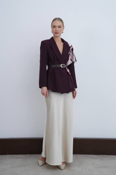 Miss Beyoğlu Women's Premium Double-Pleated Fitted Jacket with a Scarf and Belt