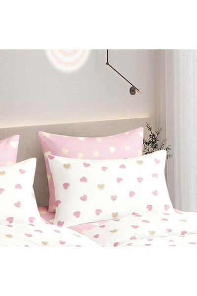 OEM Finet Duvet Cover Set set with pink and gold hearts on a white background...