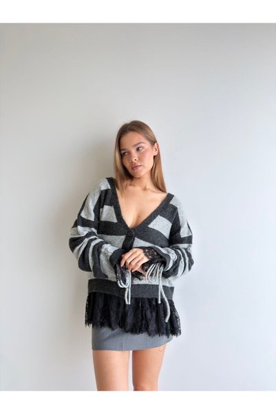 buqre's moda Trendy Long Lace-Trimmed Soft-Textured Striped Knit Cardigan