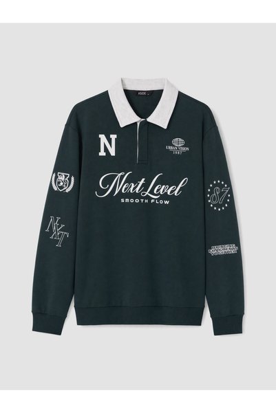 LC Waikiki A Thick, Embroidered Sweatshirt with a Reversed Crew Neck with Yok...
