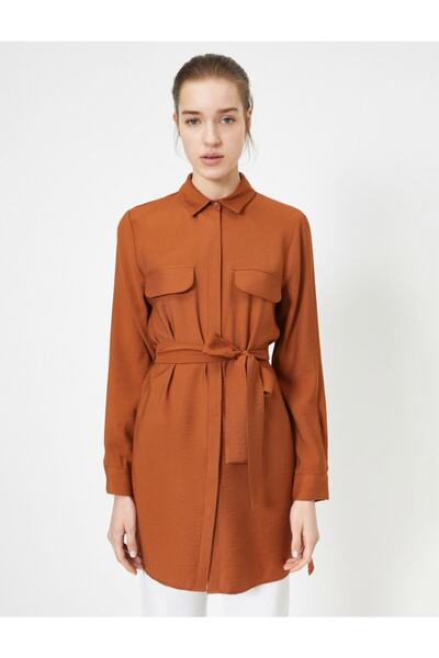 Koton Klasszikus galléros derékkötő zseb, részletes tunika