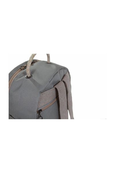 MUCA Gogi Gray
