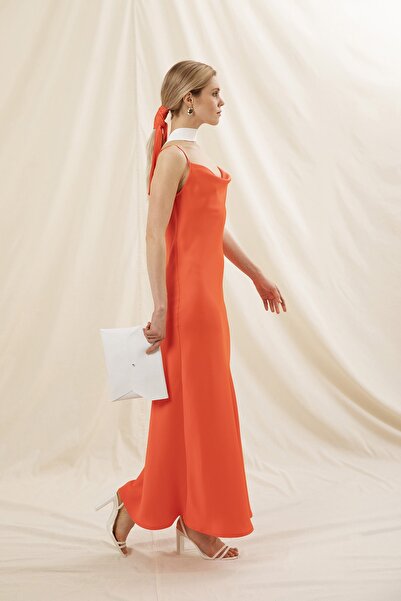 C-ya Bangkok Askılı Mercan Rengi Maxi Boy Kadın Elbise Ve Özel Tasarım Çanta