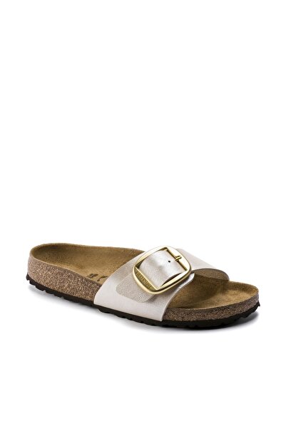 Birkenstock شباشب وصنادل نسائية من MADRID BIG BUCKLE