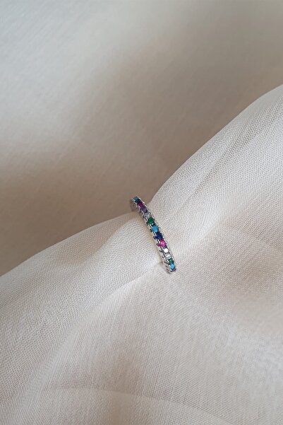 BUNNY Tek Sıra Taş Işleme Sıkıştırmalı Kıkırdak Küpe