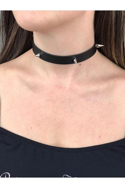 Fugusugu Gothic Four Barbed Black Faux Leather Choker