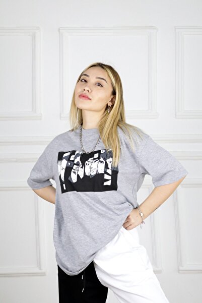 PND Women's Anime Naruto Printed Oversize Gray Tshirt