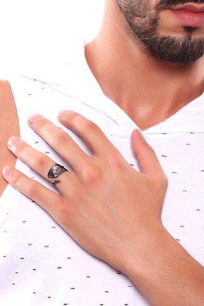 LABALABA Men's Metallic Anthracite Lacquer Plated Adjustable Leaf Stylized Ring