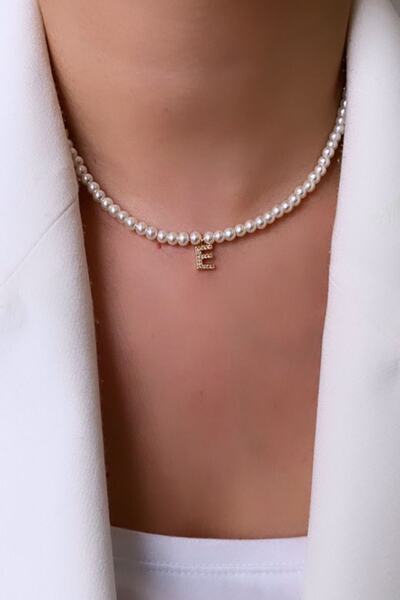 Clare's Store قلادة من اللؤلؤ بحرف E