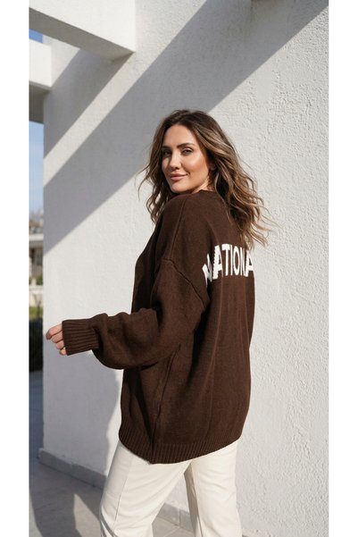 Curly LONG SWEATER WITH WRITING ON THE BACK