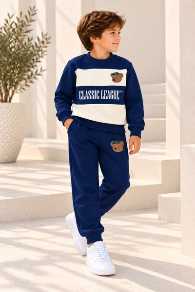 Patriko BOYS' BRUSHED INSIDE BEAR-EMBROIDERED SWEATSHIRT AND PANTS SET