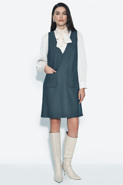 Naramaxx V-Neck Jilbab Dress with Pockets