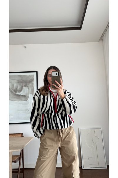 sinem kıvanç ZEBRA DESENLİ POLAR SWEATSHİRT