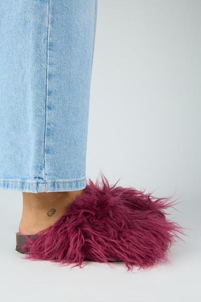 Manijero Nesuz Women's Long-Fringed Cherry Slippers