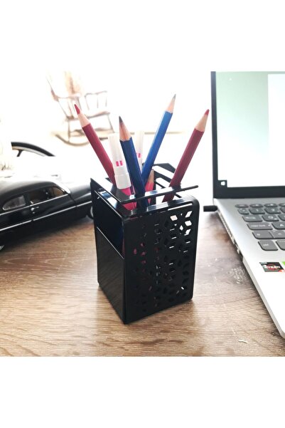 Aleda حاملة أقلام معدنية مقطوعة بالليزر