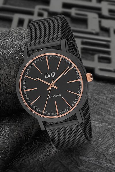 Q&Q Men's Black Wristwatch 3G2358