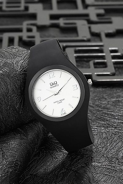 Q&Q Women's Wristwatch 3B997