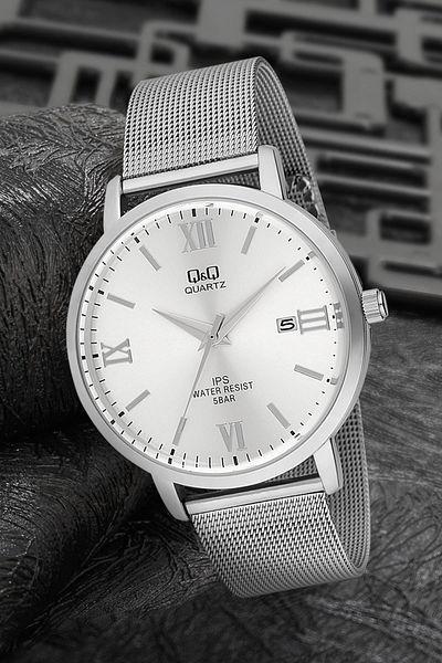 Q&Q Men's Silver Wristwatch 3F116