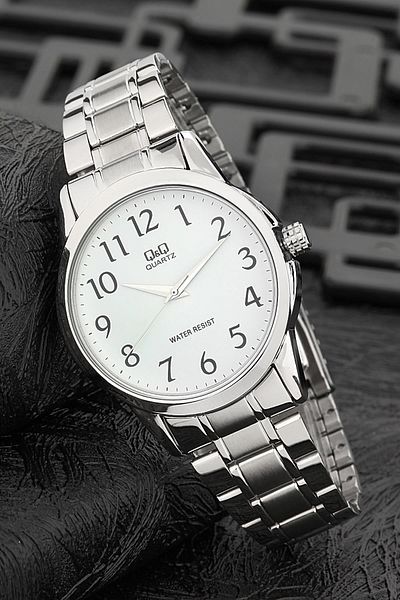 Q&Q Unisex Wristwatch 3G803