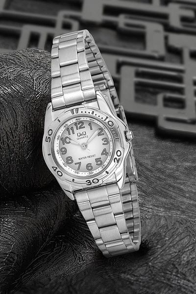 Q&Q 3g3244 Women's Wristwatch