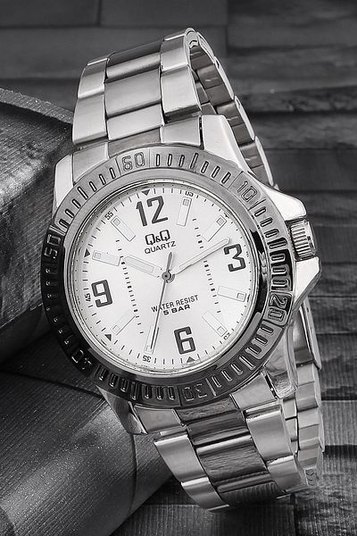 Q&Q Men's Wristwatch 3G401