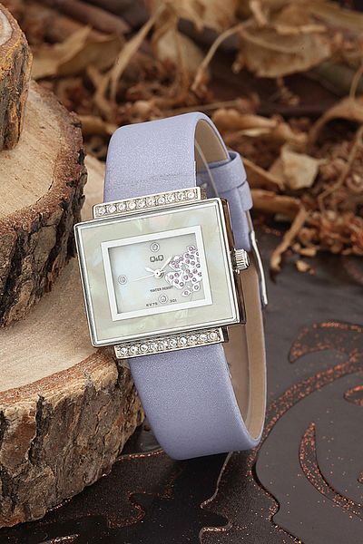 Q&Q Women's Wristwatch 3A1696