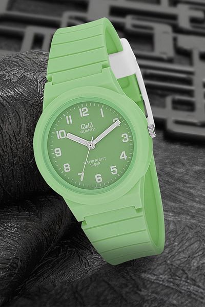 Q&Q Women's Wristwatch 3P580