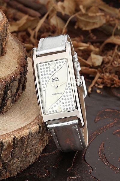Q&Q Women's Wristwatch 3A1727