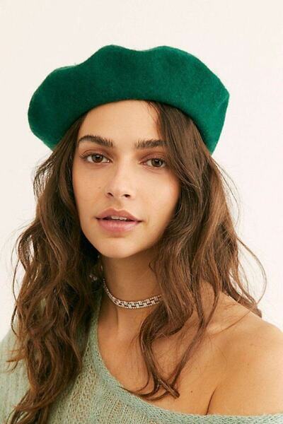 Shopiolog قبعة شعر الرسام الفرنسي باللون الأخضر الزمردي