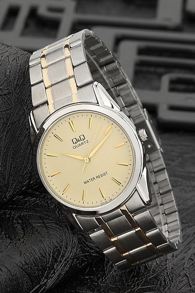 Q&Q Unisex Wristwatch 3G818