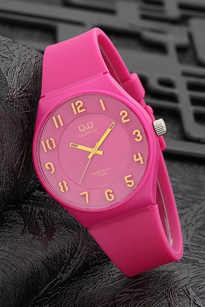 Q&Q Unisex Wristwatch 3A2104