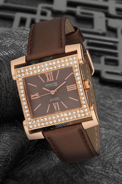 Q&Q Women's Wristwatch 3A2221