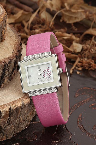Q&Q Women's Wristwatch 3A1697