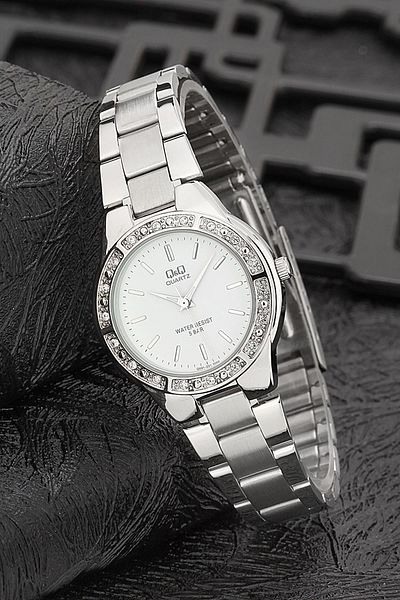 Q&Q Women's Wristwatch 3G1003
