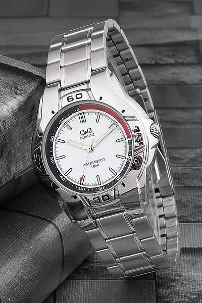Q&Q Women's Wristwatch 3G476
