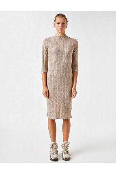 Koton Yarım Kollu Balıkçı Yaka Midi Elbise