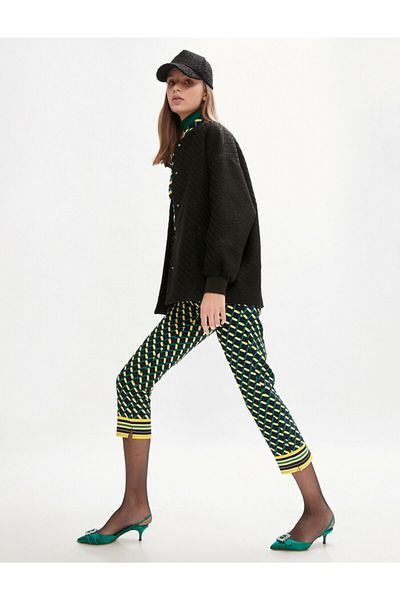 Koton Pantaloni Capri cu model