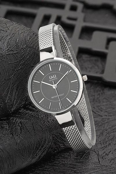 Q&Q Women's Wristwatch 3G953