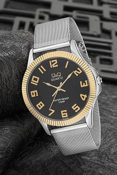 Q&Q Women's Wristwatch 3G1898