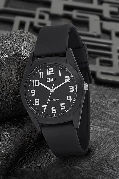 Q&Q Unisex Black Wristwatch 3g3276